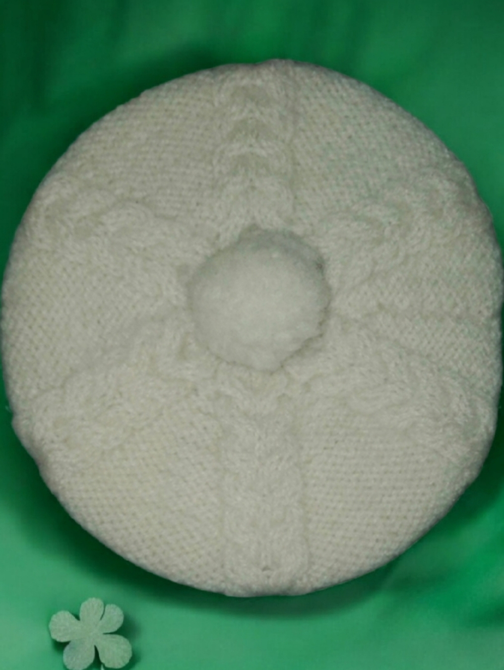 Vintage Ireland Made Cream Wool Cable Beret handknit Tam Hat Girls One Size